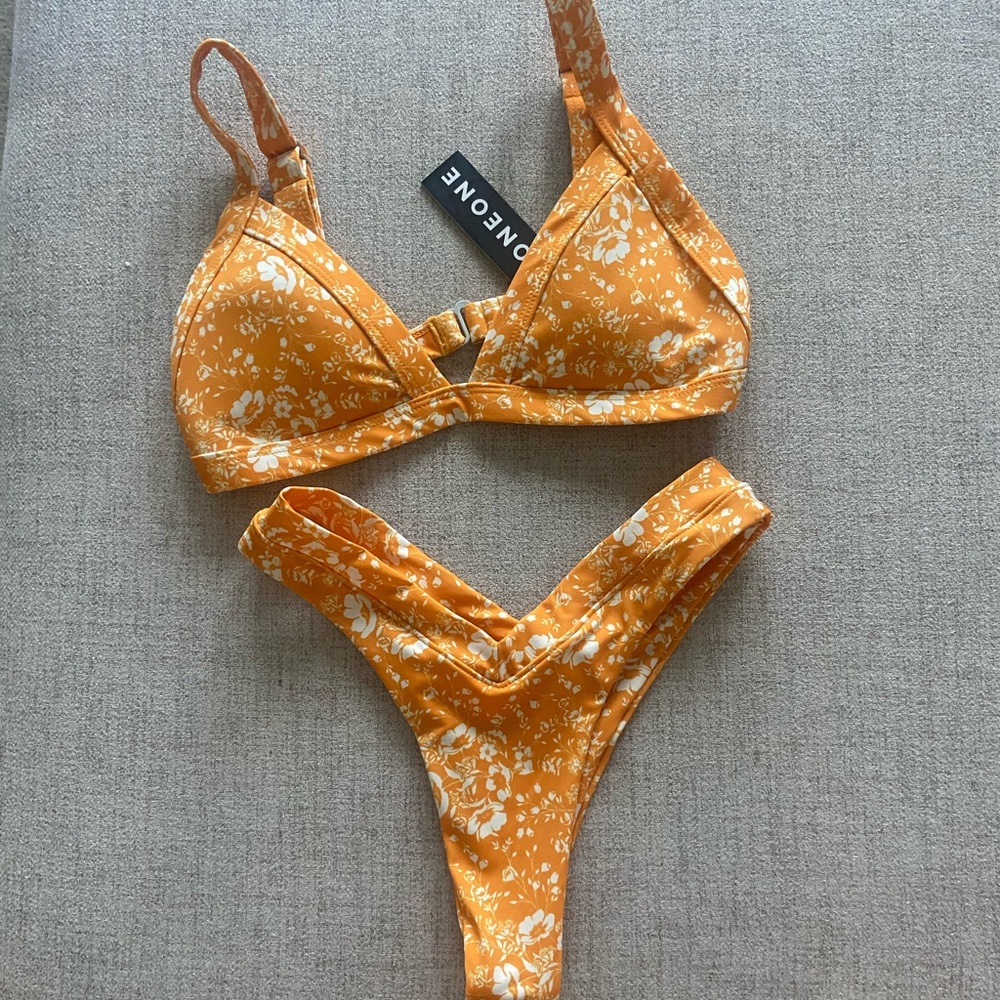 One One Bathing Suit Set